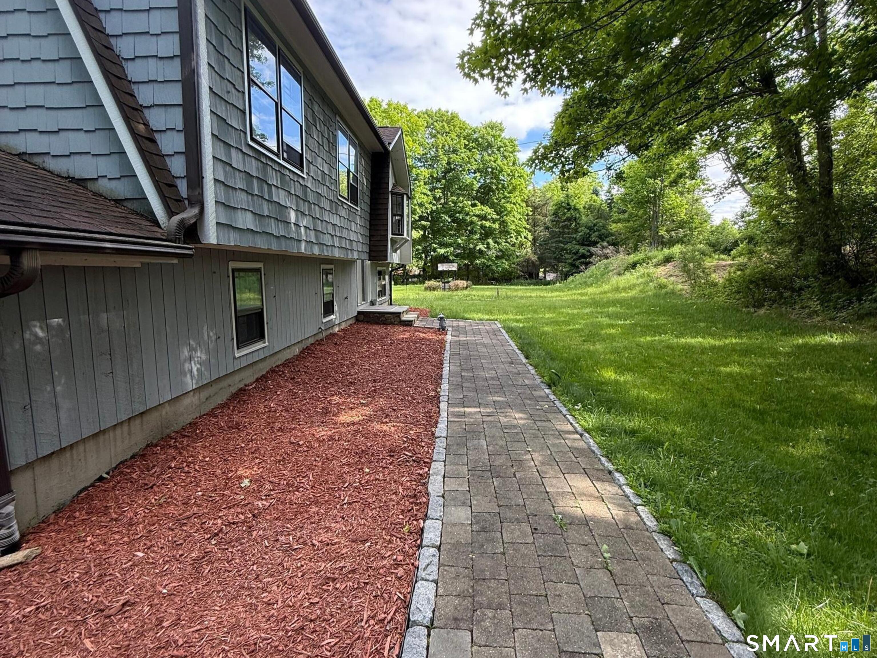 1049 Kettletown Road
