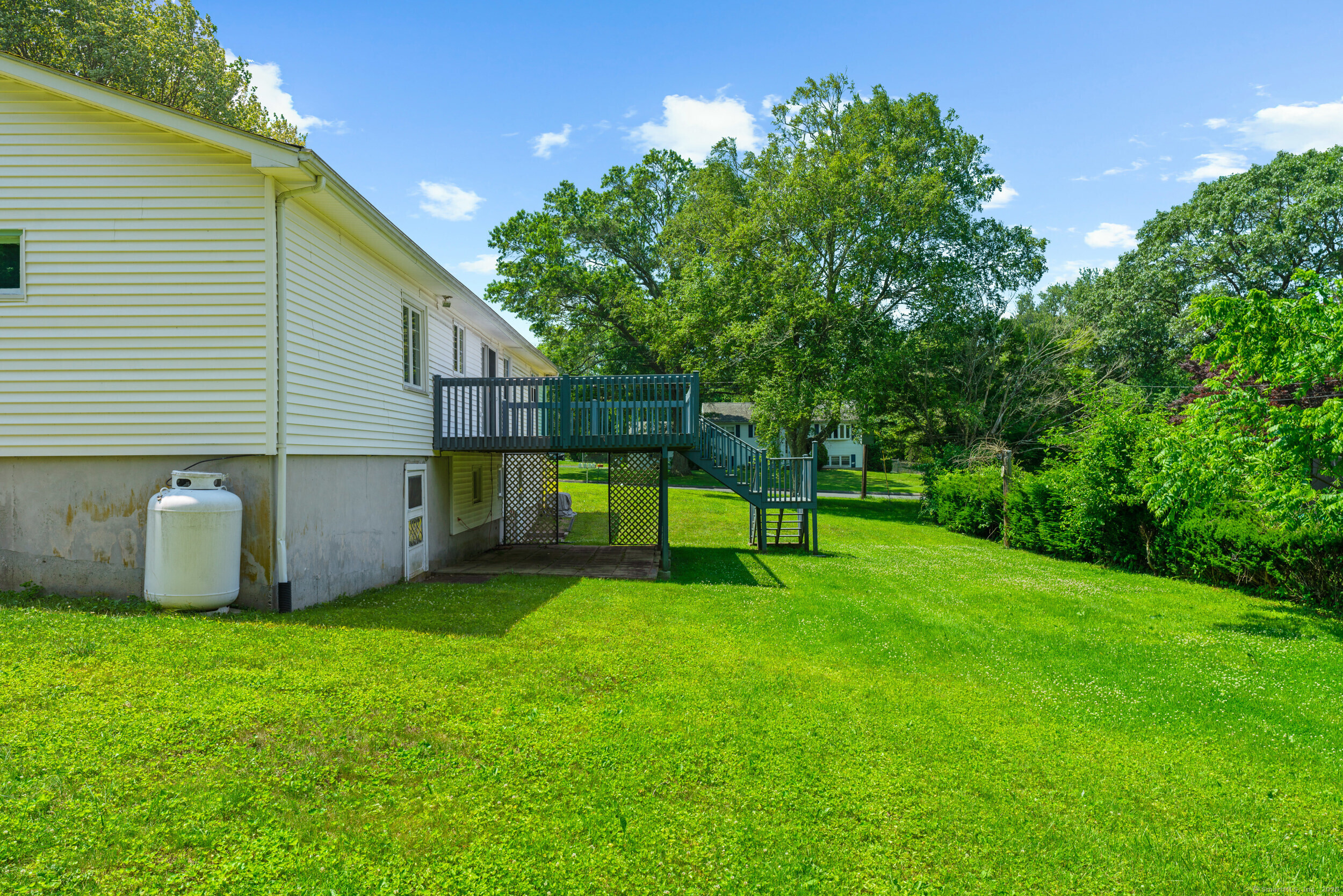 2 Delores Court