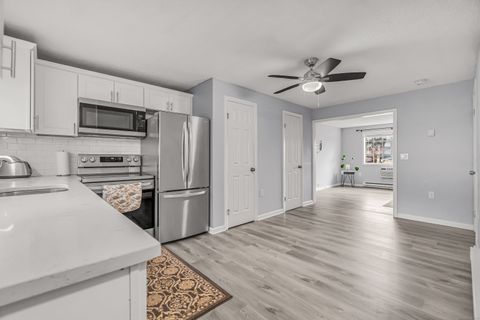38 Ann Street APT 1E Naugatuck CT 06770