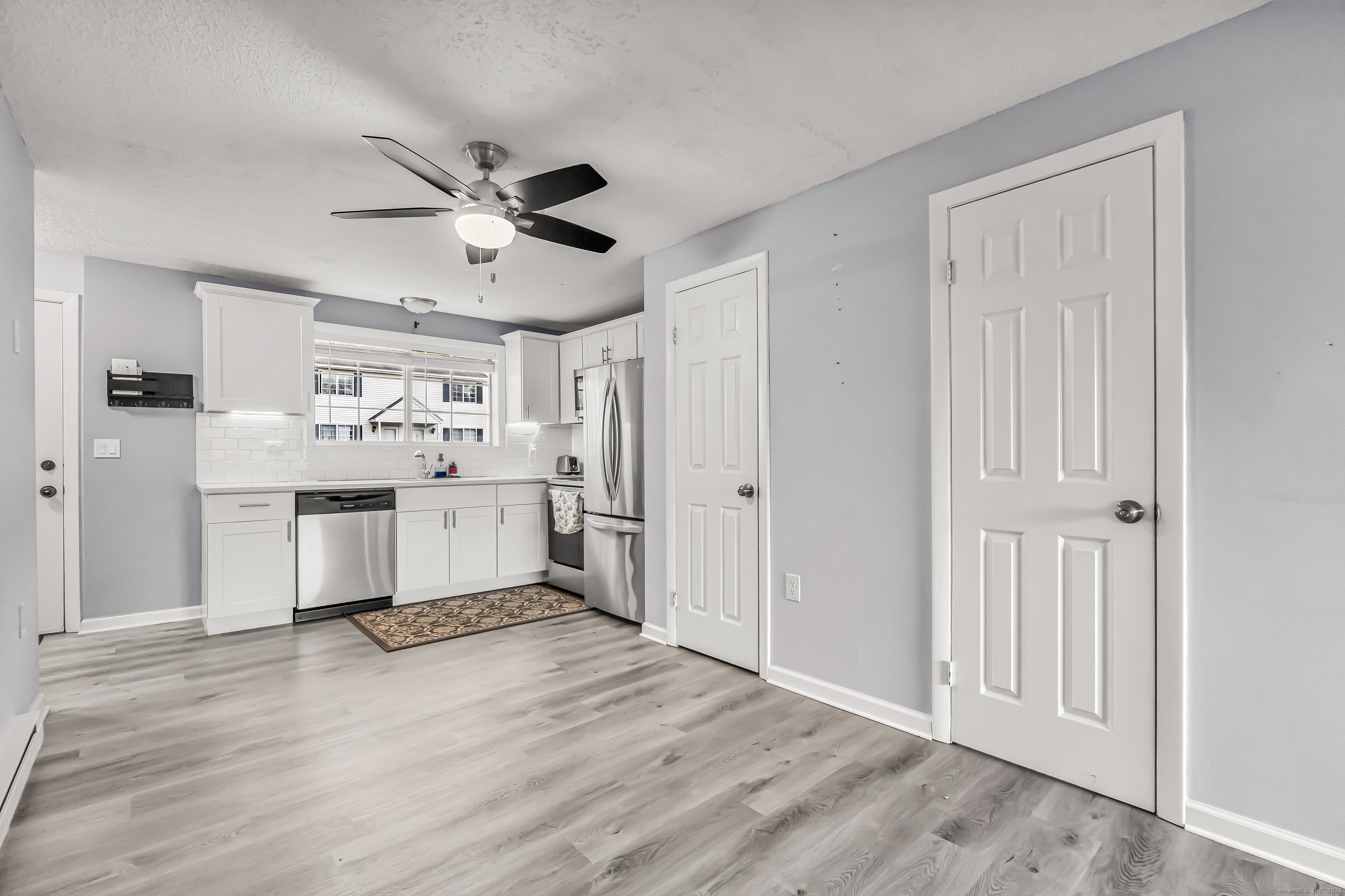 38 Ann Street #APT 1E, Naugatuck, Connecticut image 3