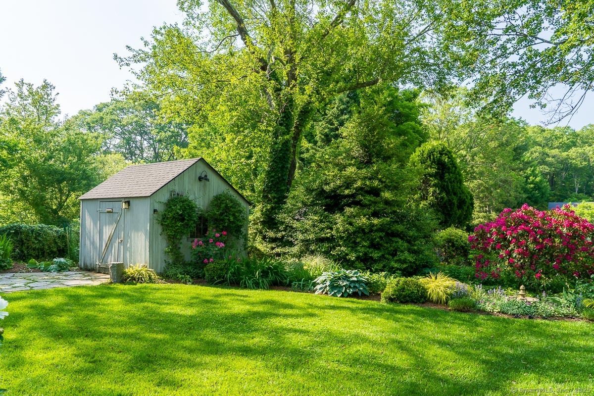 Groton, Connecticut 06355, United States, 3 Bedrooms Bedrooms, ,3 BathroomsBathrooms,Residential,Active,173806