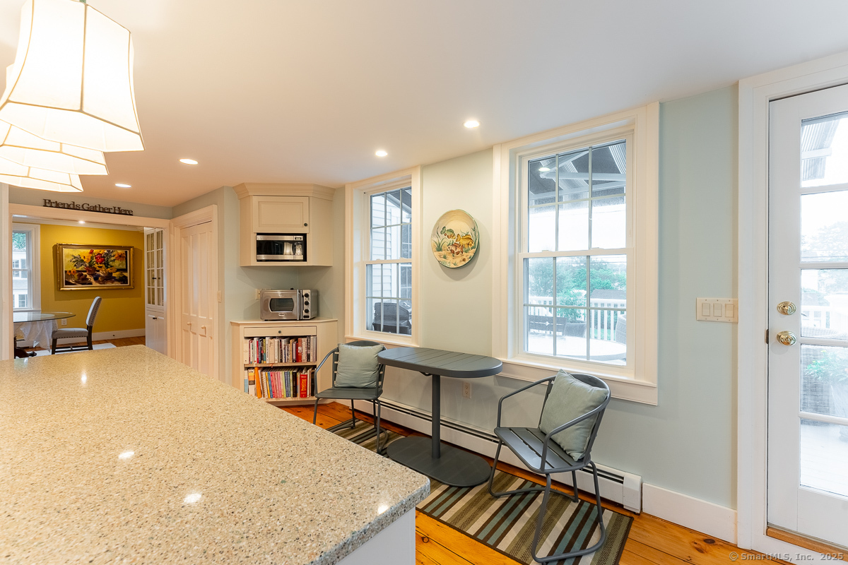 Groton, Connecticut 06355, United States, 3 Bedrooms Bedrooms, ,3 BathroomsBathrooms,Residential,Active,173806