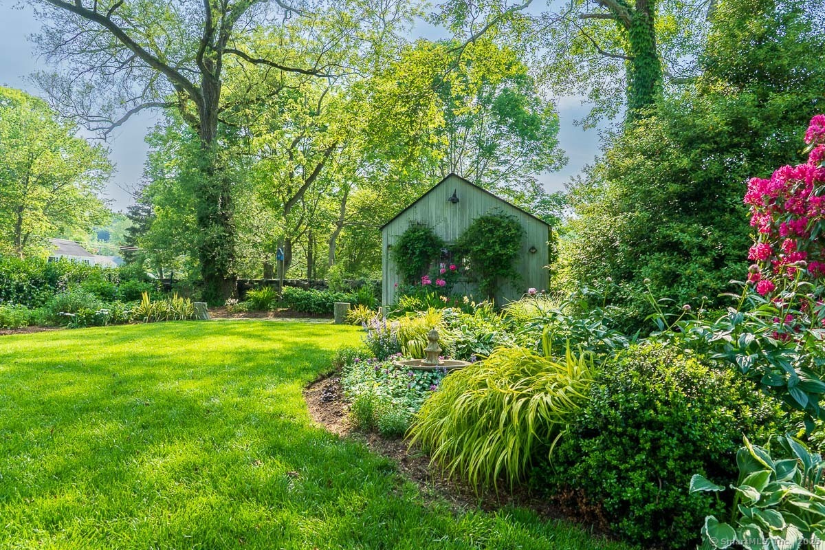 Groton, Connecticut 06355, United States, 3 Bedrooms Bedrooms, ,3 BathroomsBathrooms,Residential,Active,173806