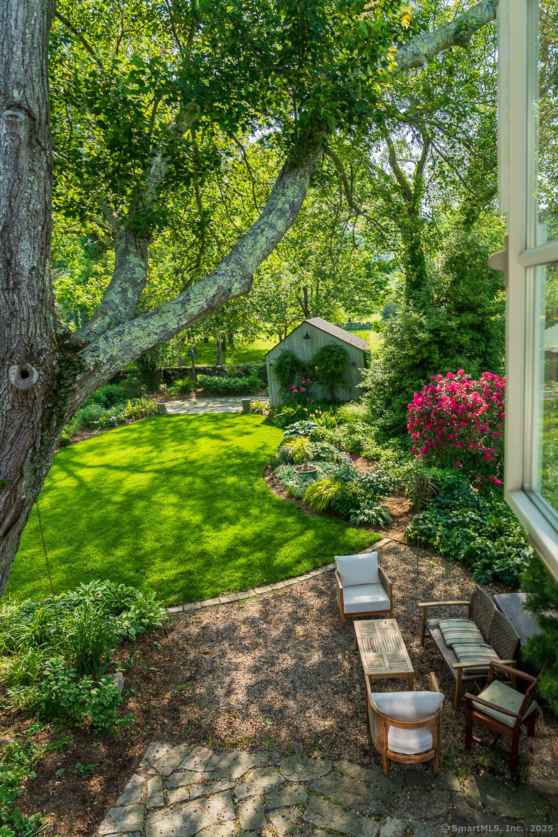 Groton, Connecticut 06355, United States, 3 Bedrooms Bedrooms, ,3 BathroomsBathrooms,Residential,Active,173806