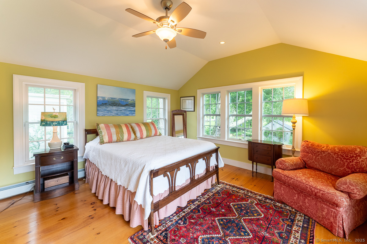 Groton, Connecticut 06355, United States, 3 Bedrooms Bedrooms, ,3 BathroomsBathrooms,Residential,Active,173806