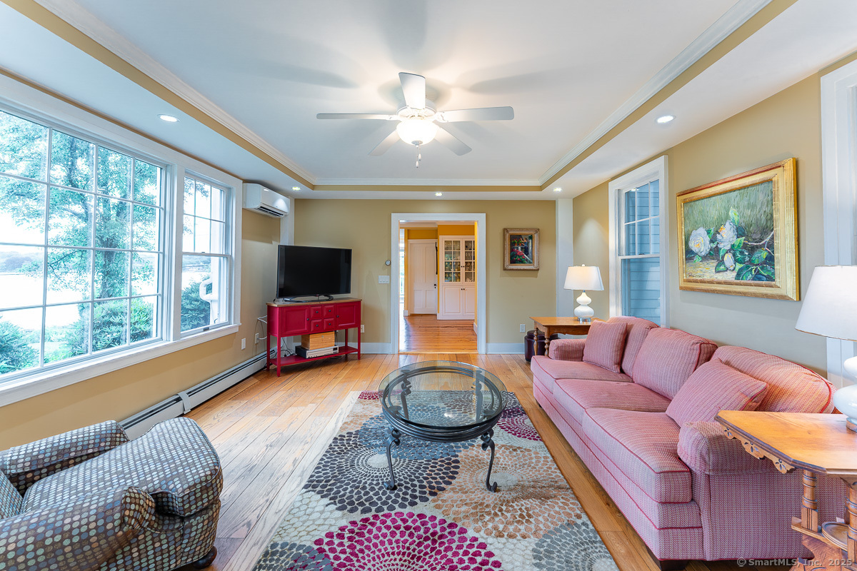 Groton, Connecticut 06355, United States, 3 Bedrooms Bedrooms, ,3 BathroomsBathrooms,Residential,Active,173806