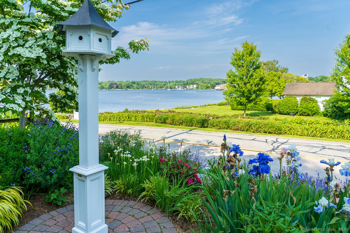 105 River Road