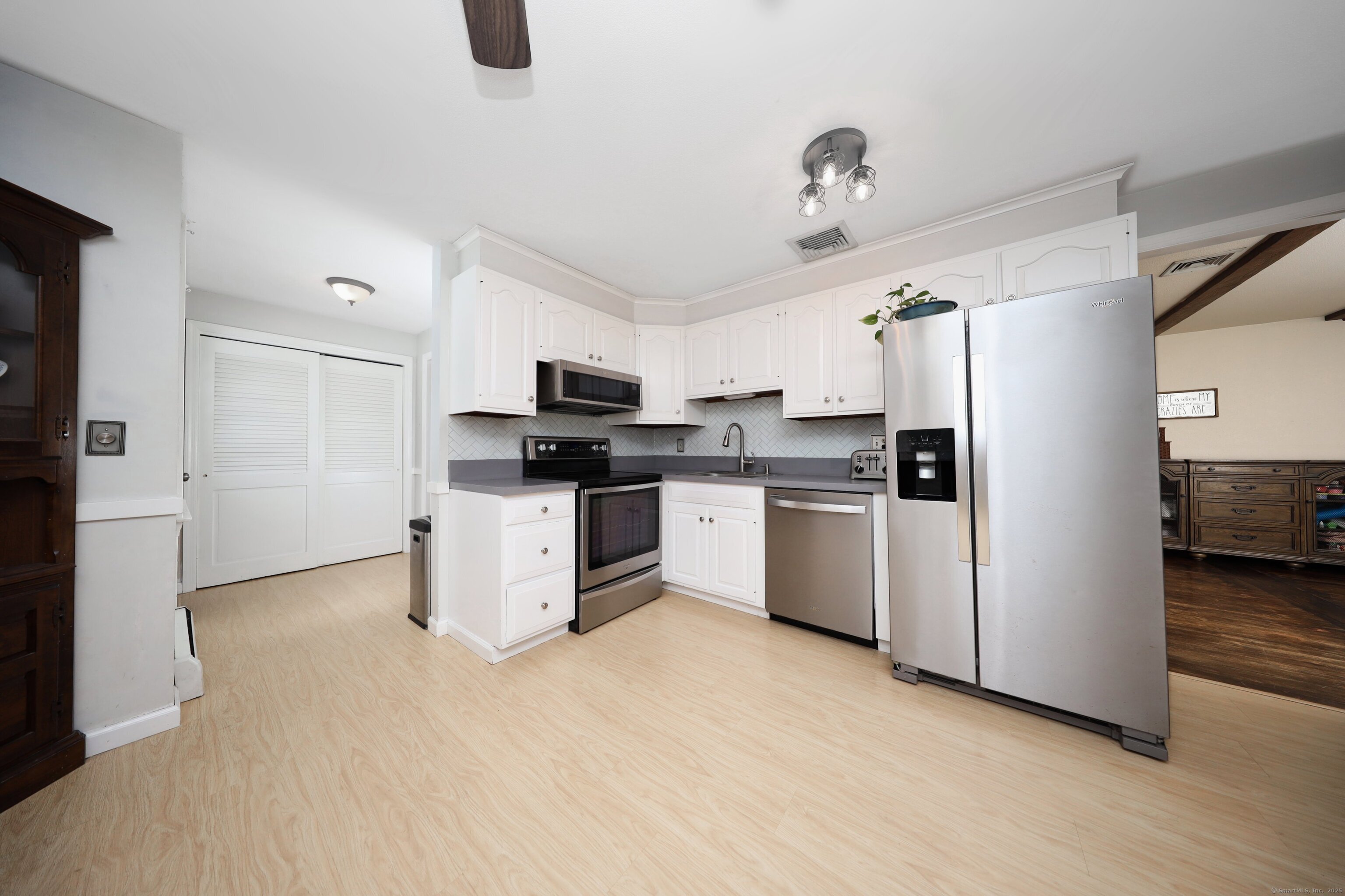 47 Finch Road, Wolcott, Connecticut image 21