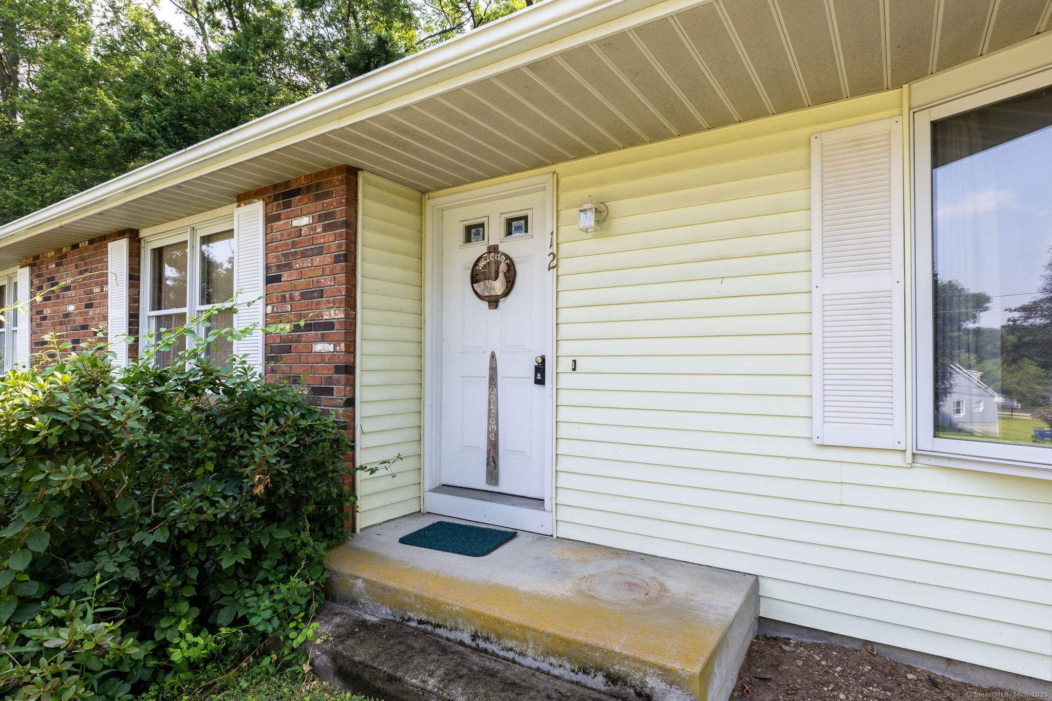 12 Charlton Avenue