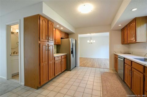 Tiny photo for 14 Harold Road #14, Farmington, CT 06032 (MLS # 24168615)