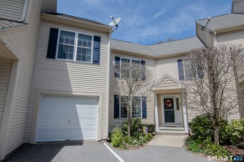 Photo of 80 Perry Street #205, Putnam, CT 06260 (MLS # 24171573)