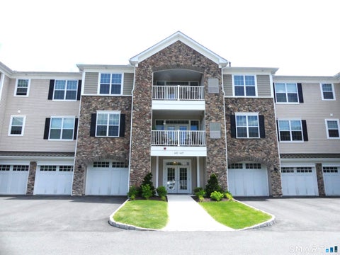Photo of 623 Brookside Court #623, Newtown, CT 06470 (MLS # 24203843)