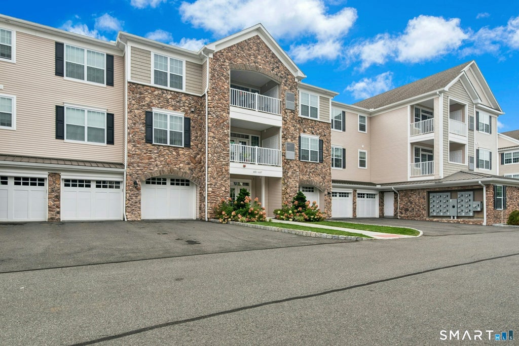 Photo of 623 Brookside Court #623, Newtown, CT 06470 (MLS # 24203843)