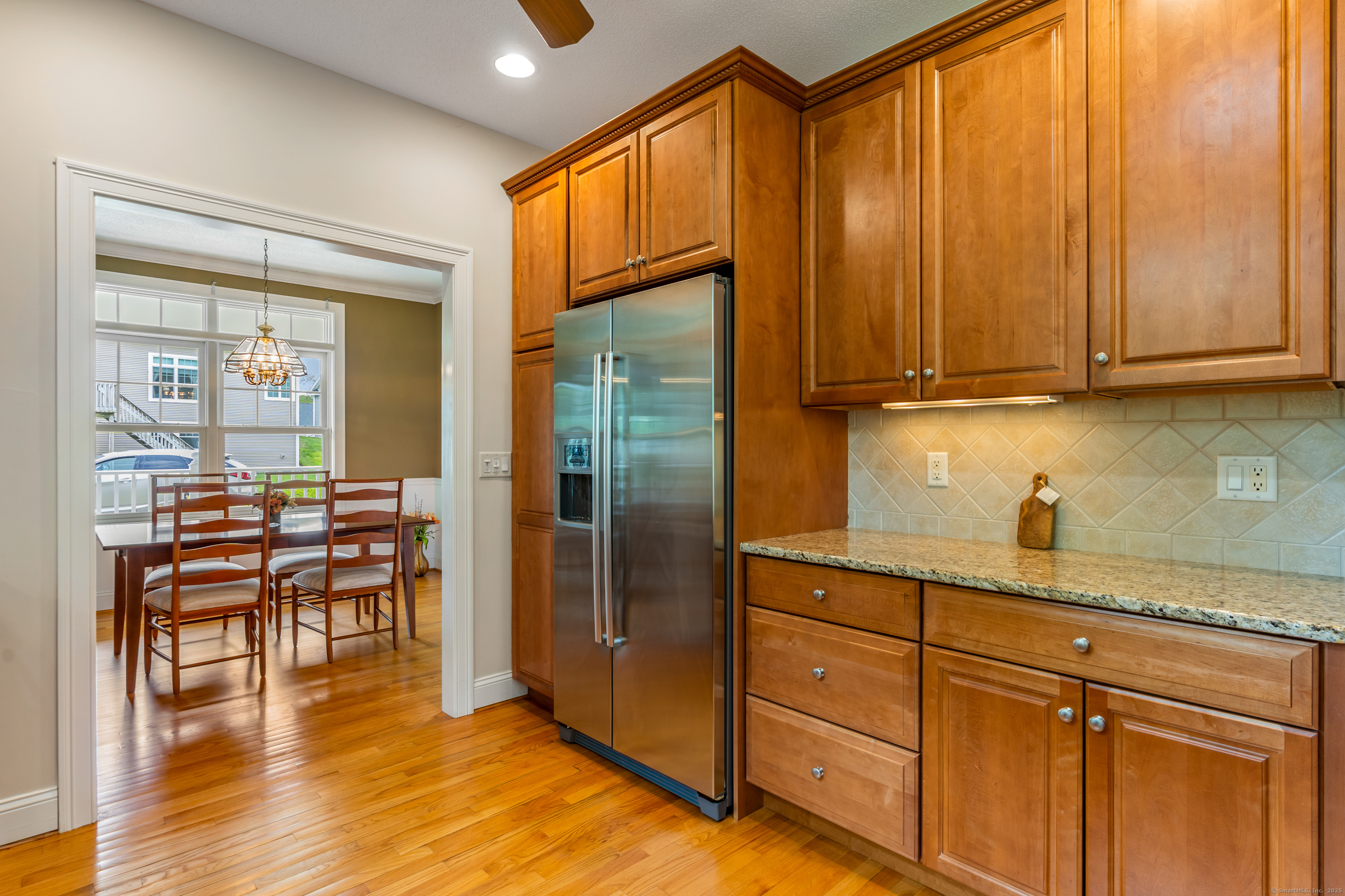 Tolland, Connecticut 06084, United States, 2 Bedrooms Bedrooms, ,3 BathroomsBathrooms,Residential,Pending,145491