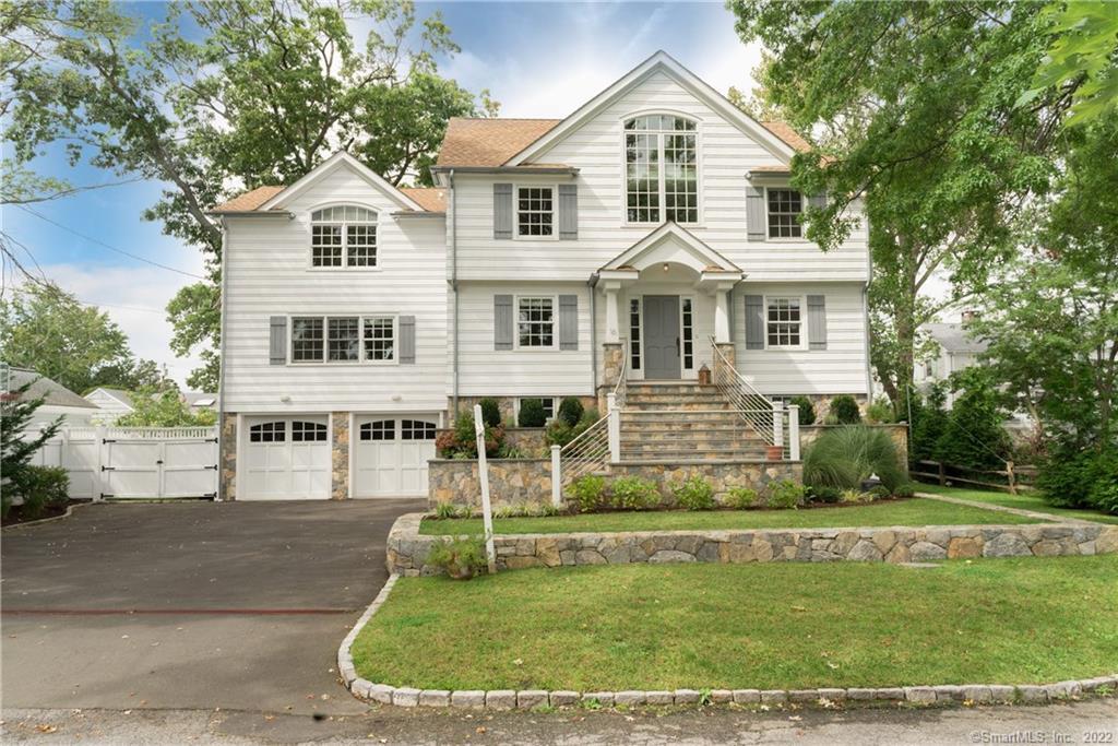 Photo 1 of 16 Mayflower Road, Darien, Connecticut, $2,075,000, Web #: 99178760