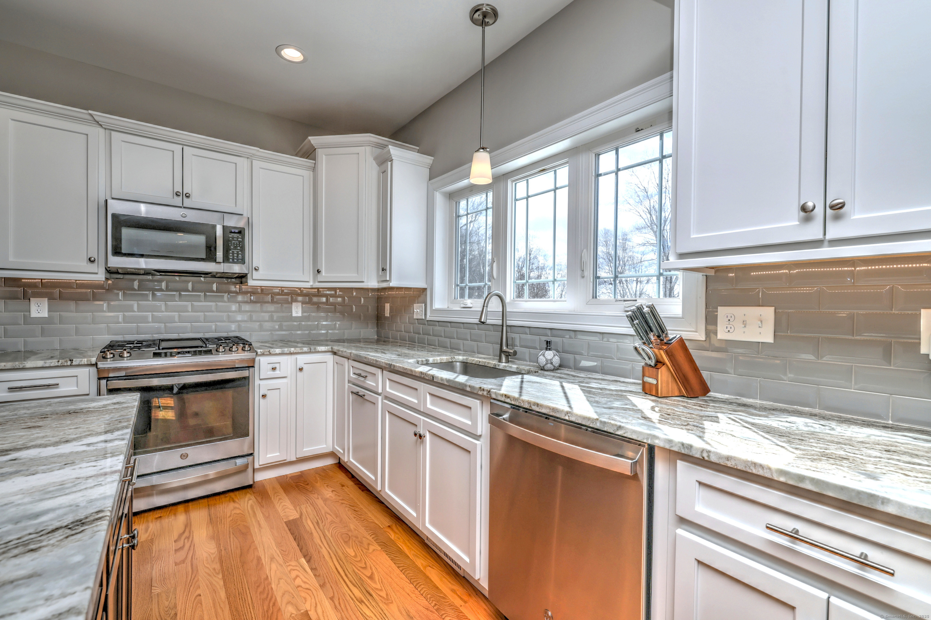 40 Newbury Court #40, North Haven, Connecticut image 22