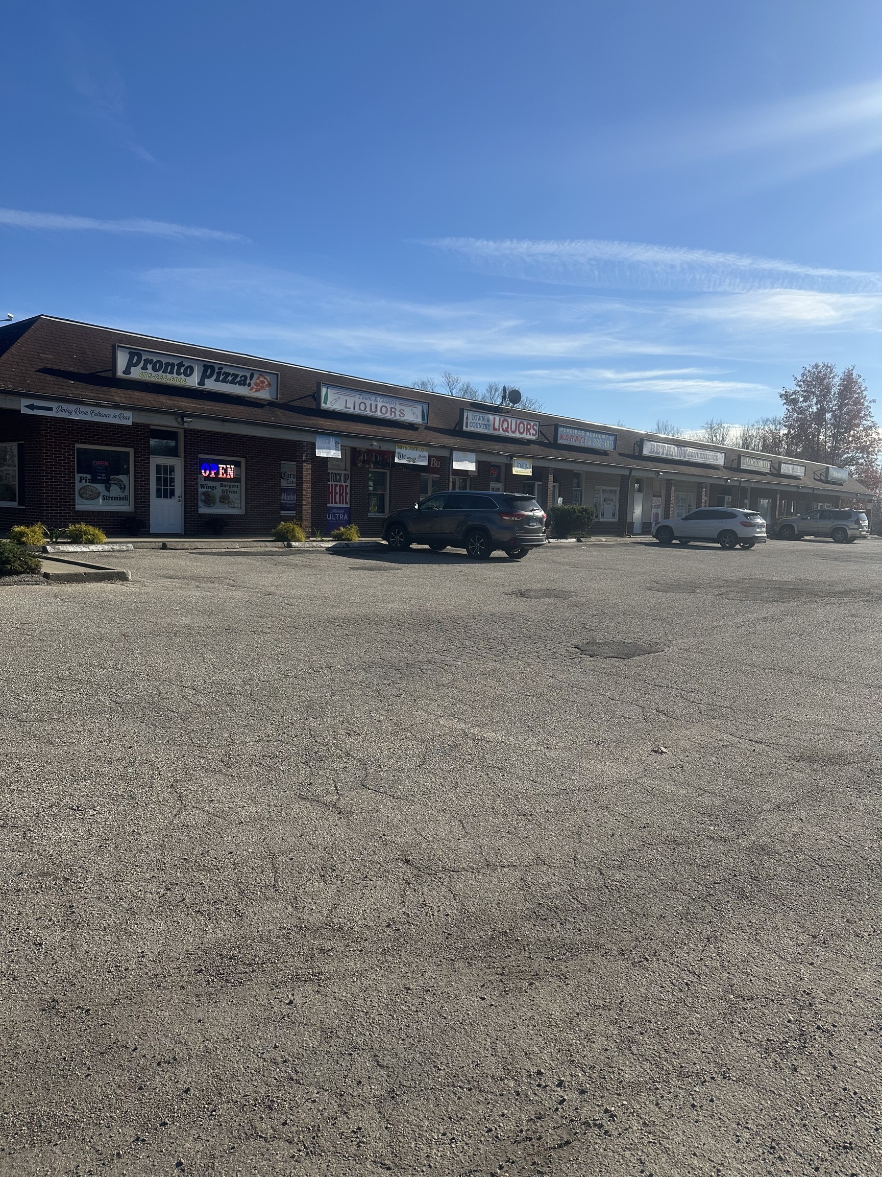 696 Amity Road 18 total