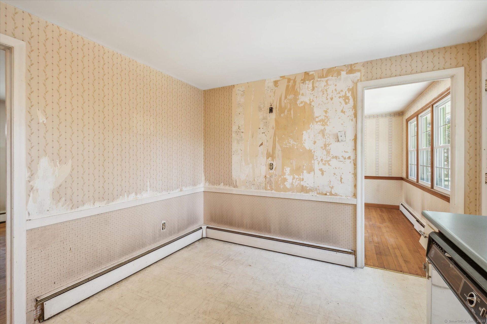 14 Deepwood Road, Simsbury, Connecticut image 18