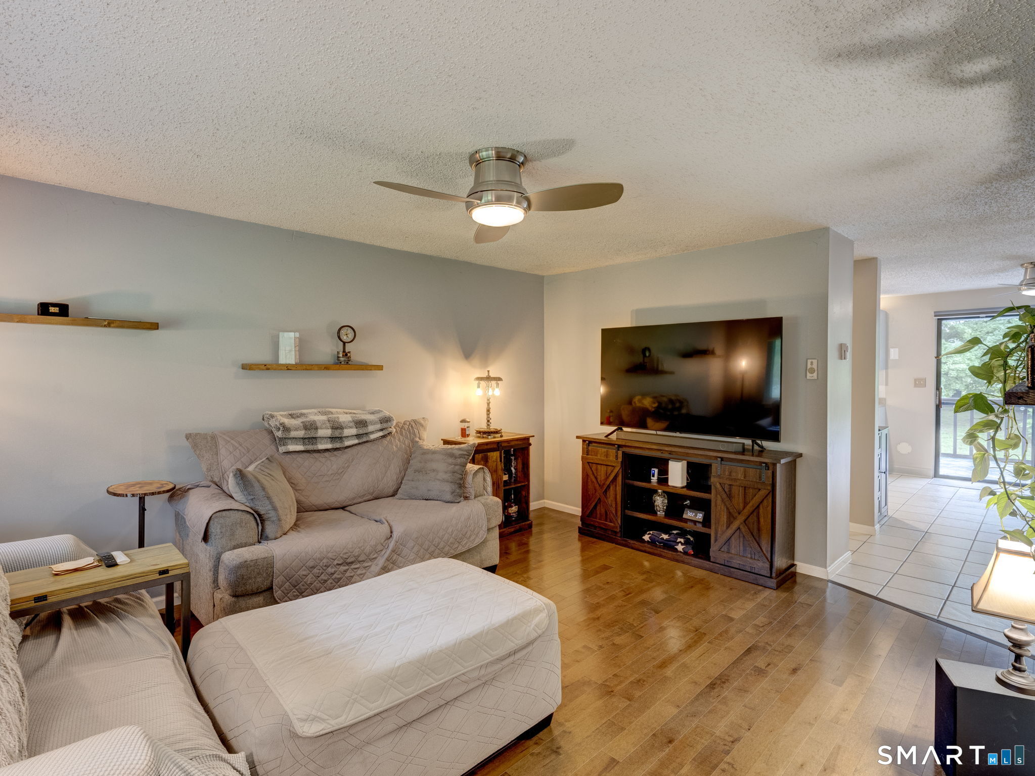 220 Monce Road 11