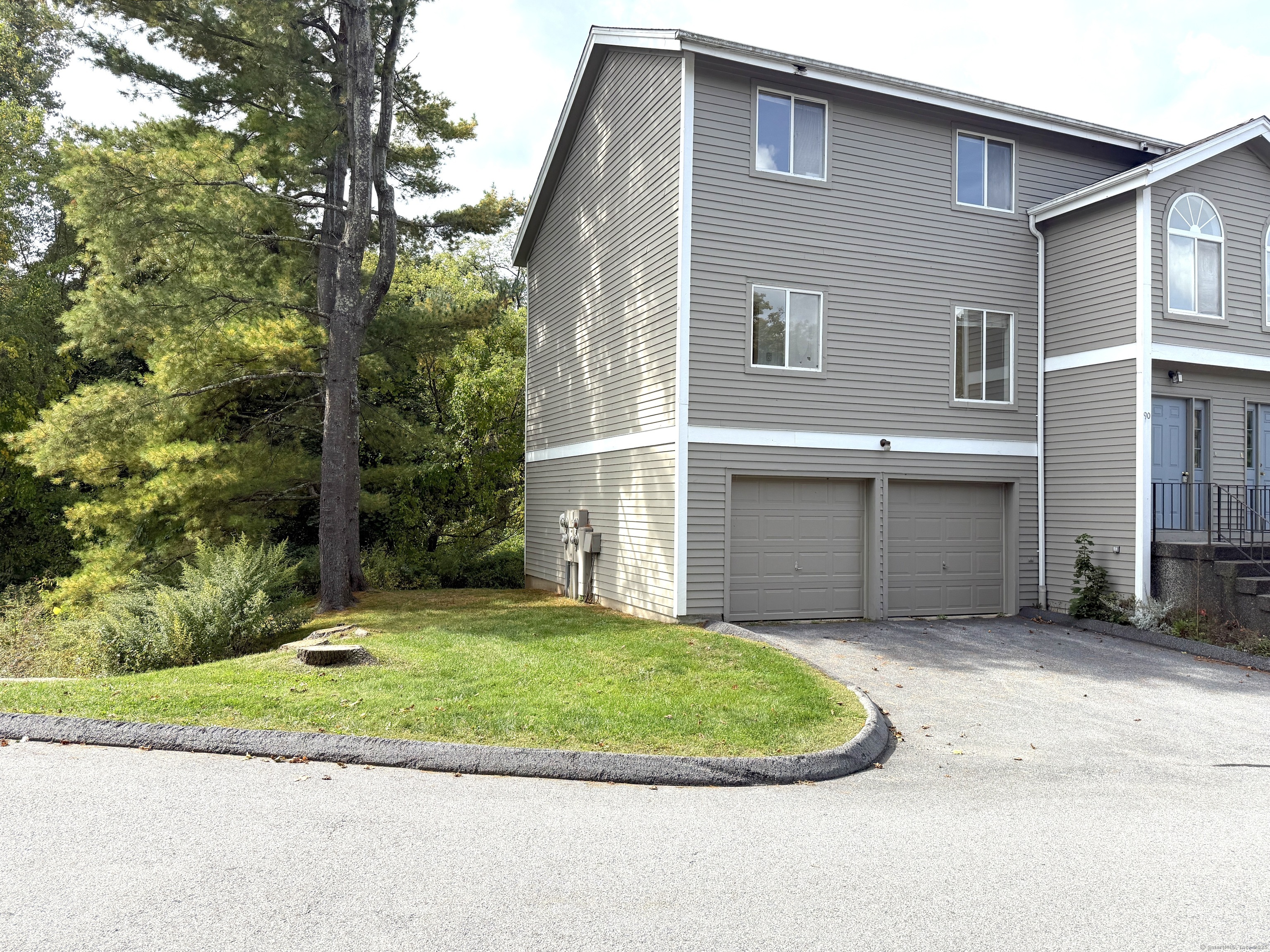 111 Riverton Road APT 90