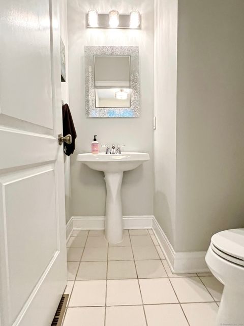 Tiny photo for 10 Sampson Terrace #10, Danbury, CT 06810 (MLS # 24150235)