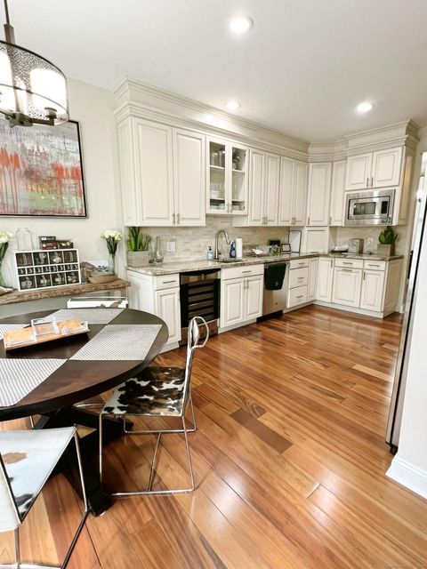 Tiny photo for 10 Sampson Terrace #10, Danbury, CT 06810 (MLS # 24150235)