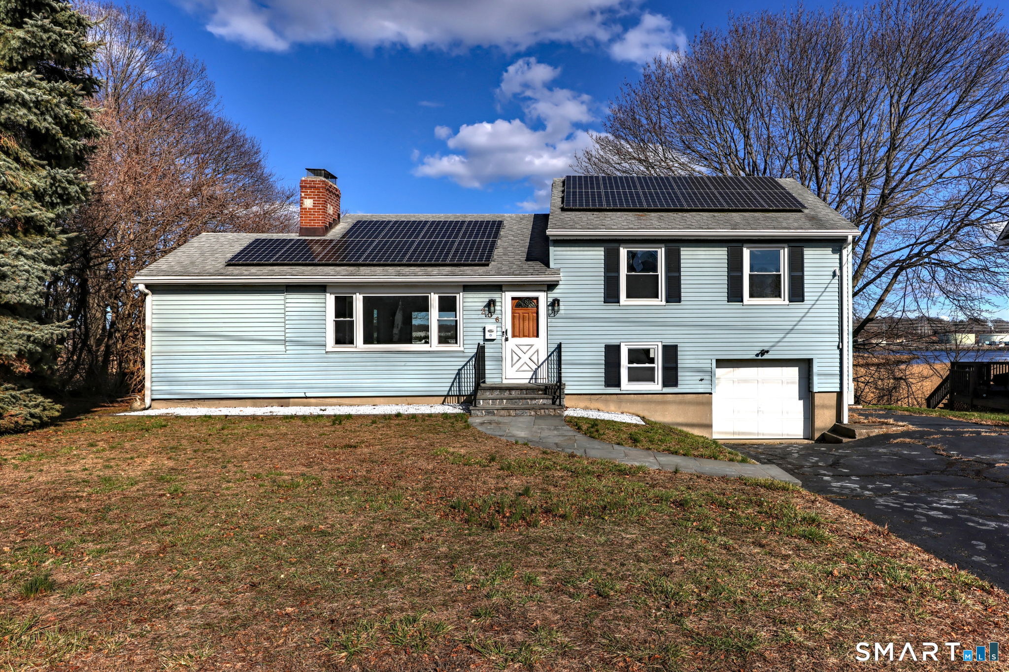 206 Bridgeview Place