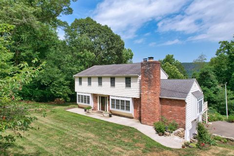 Tiny photo for 11 Ariel Road, Woodbridge, CT 06525 (MLS # 24161318)