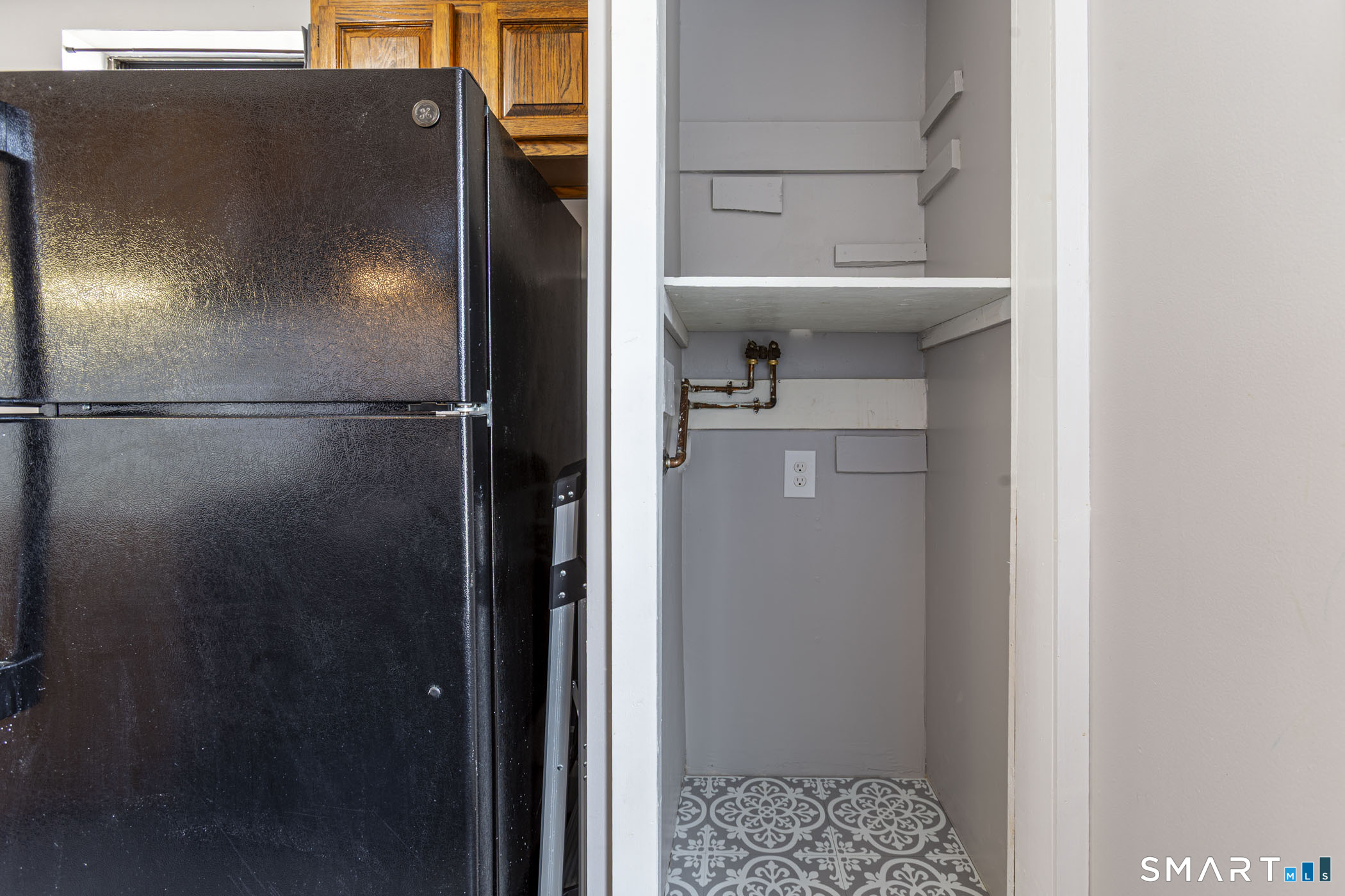 101 Huyshope Avenue APT 1C