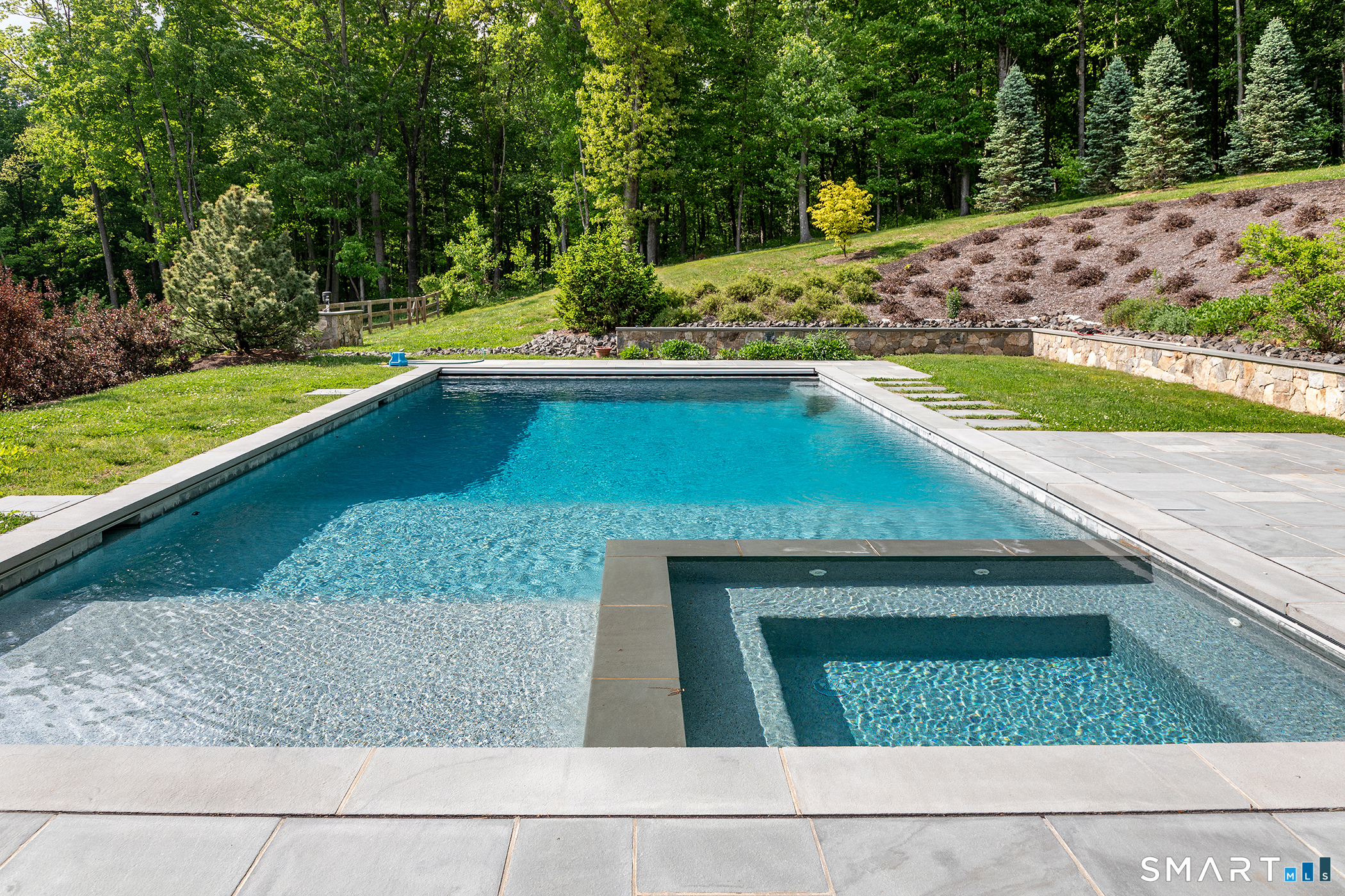 18 Ranney Hill Road