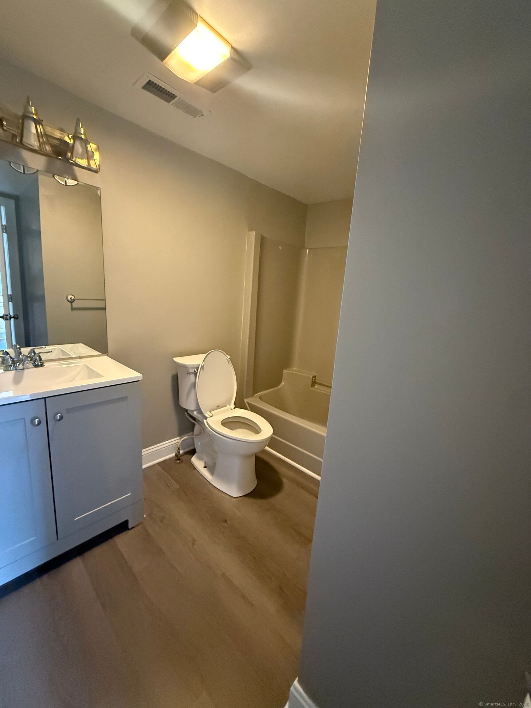 625 Main Street 3