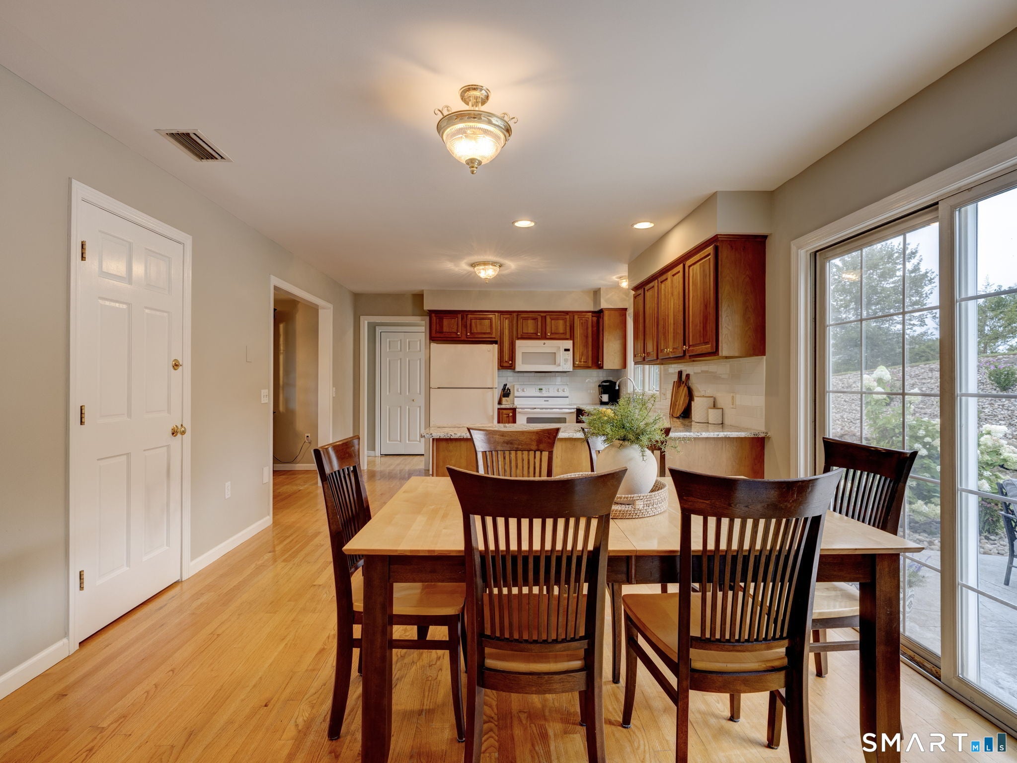 15 Horse Run Hill Road