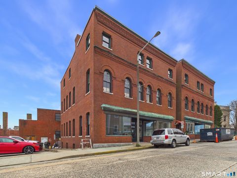 Photo of 12 Masonic Street, New London, CT 06320 (MLS # 24164071)