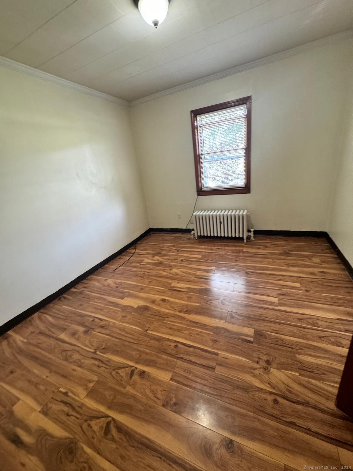 Rental Property at 88 Oak Street 1st Floor, New Britain, Connecticut - Bedrooms: 2 
Bathrooms: 1 
Rooms: 5  - $1,600 MO.