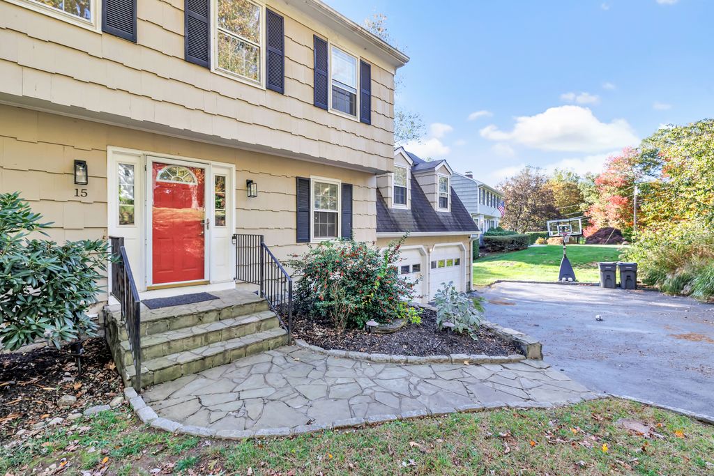 Photo of 15 Blackberry Road, Trumbull, CT 06611 (MLS # 24133894)