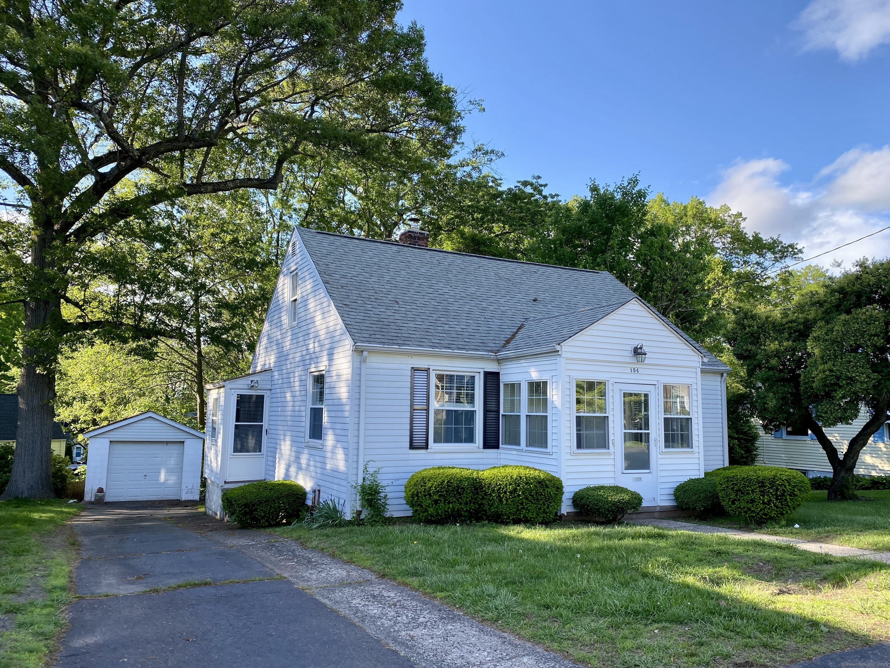 Property for Sale at Wall Street, Meriden, Connecticut - Bedrooms: 3 
Bathrooms: 1 
Rooms: 5  - $255,000