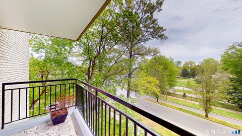 Tiny photo for 25 Cartright Street #5D, Bridgeport, CT 06604 (MLS # 24155543)