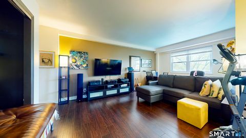 Tiny photo for 25 Cartright Street #5D, Bridgeport, CT 06604 (MLS # 24155543)