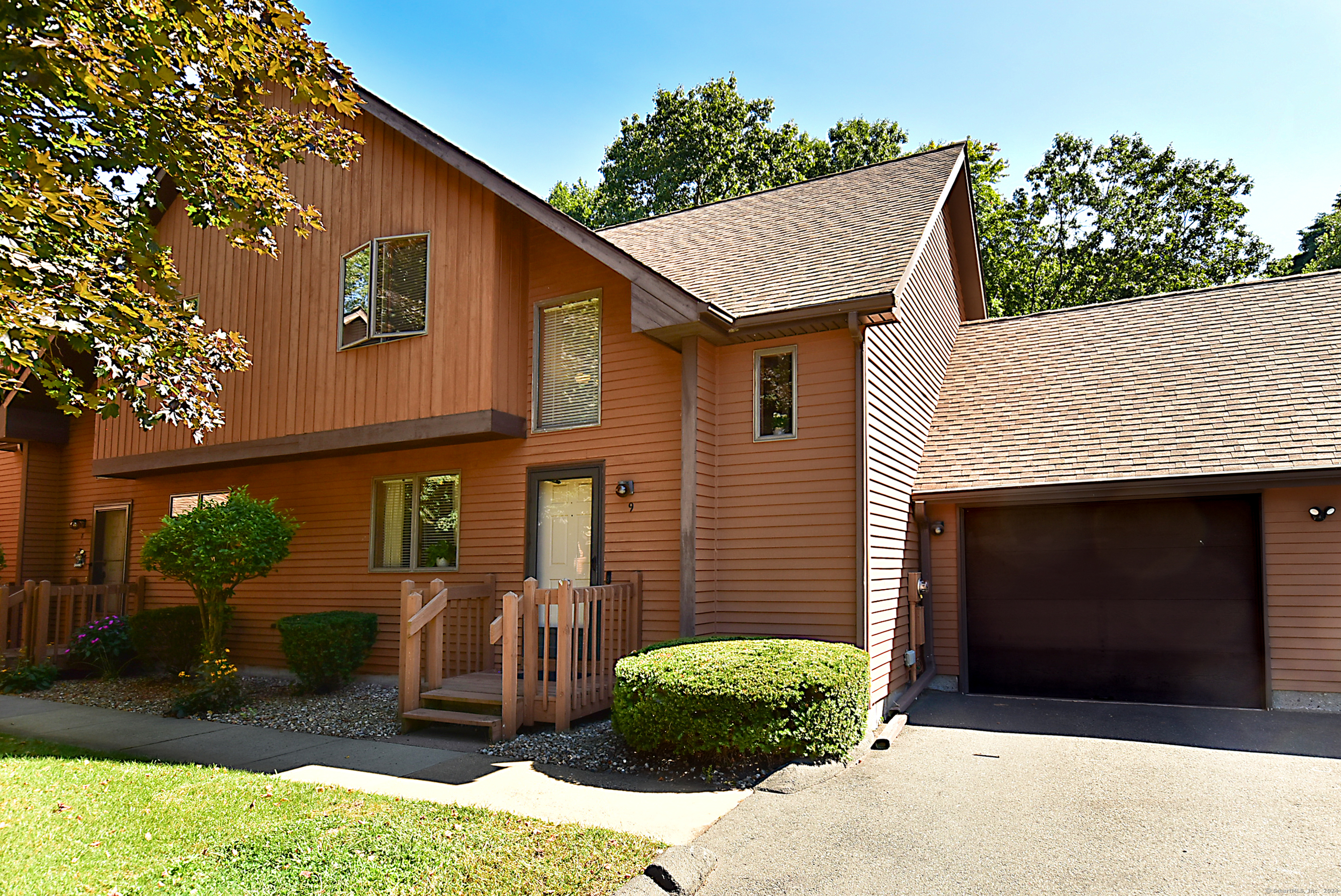 View Vernon, CT 06066 townhome