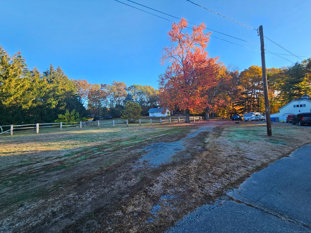 Photo of 54 W Washington Street, Bristol, CT 06010 (MLS # 24136015)