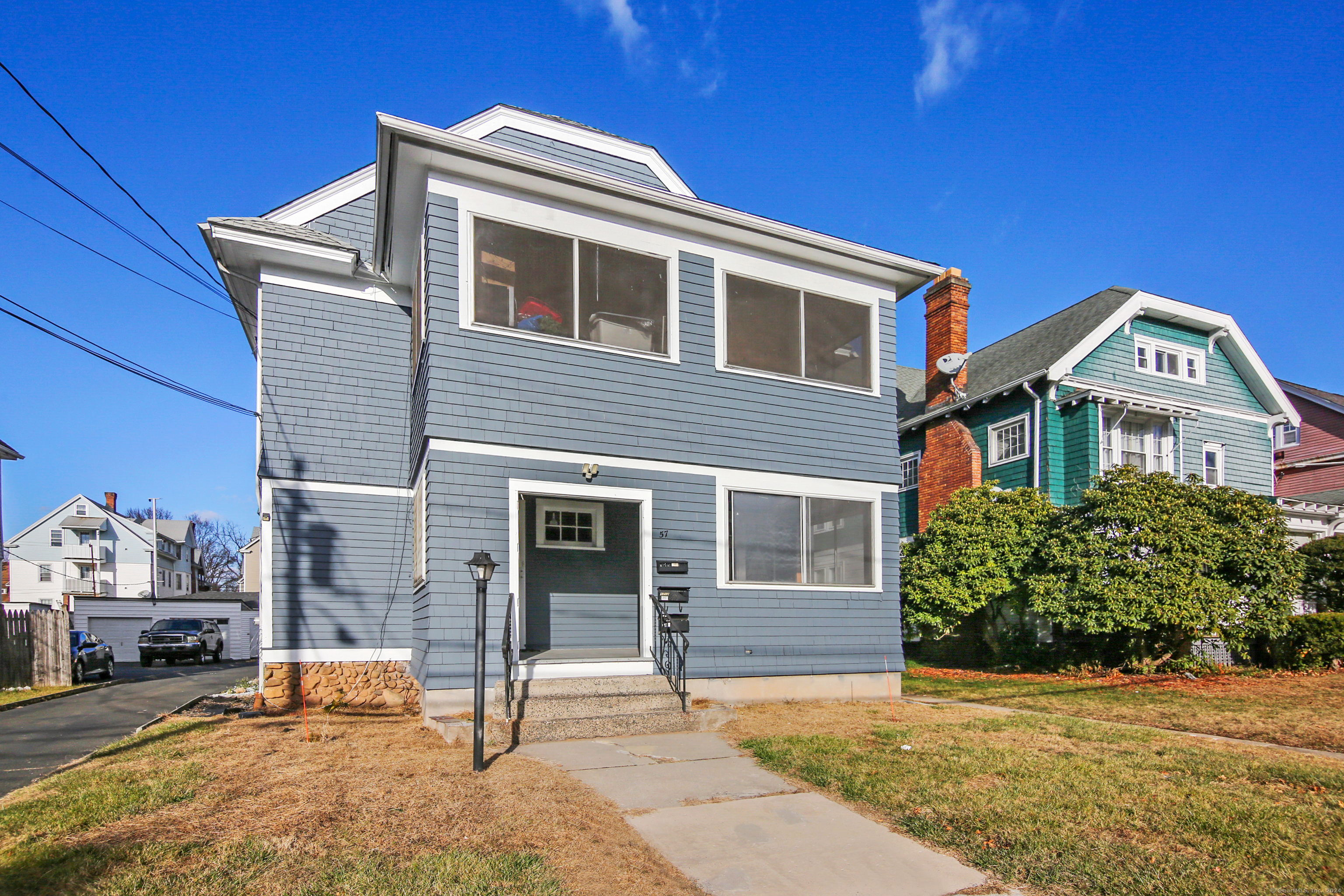 New Britain, Connecticut 06052, United States, 8 Bedrooms Bedrooms, ,3 BathroomsBathrooms,Residential,Pending,87931