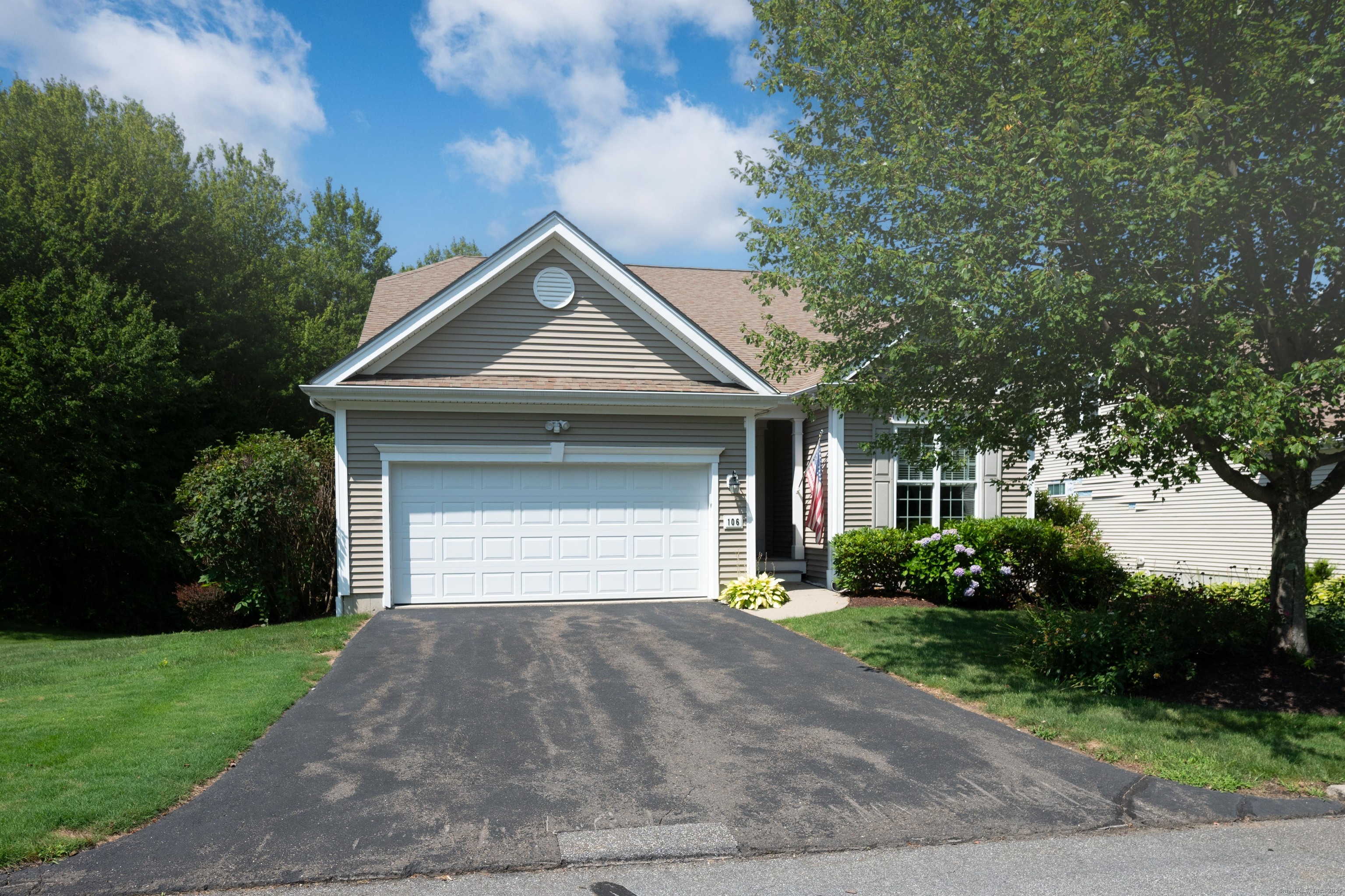 106 Country Club Drive 106