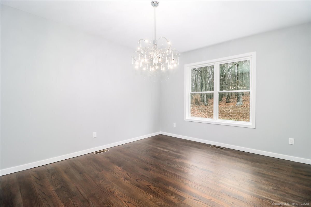 38 Aunt Pattys Lane West