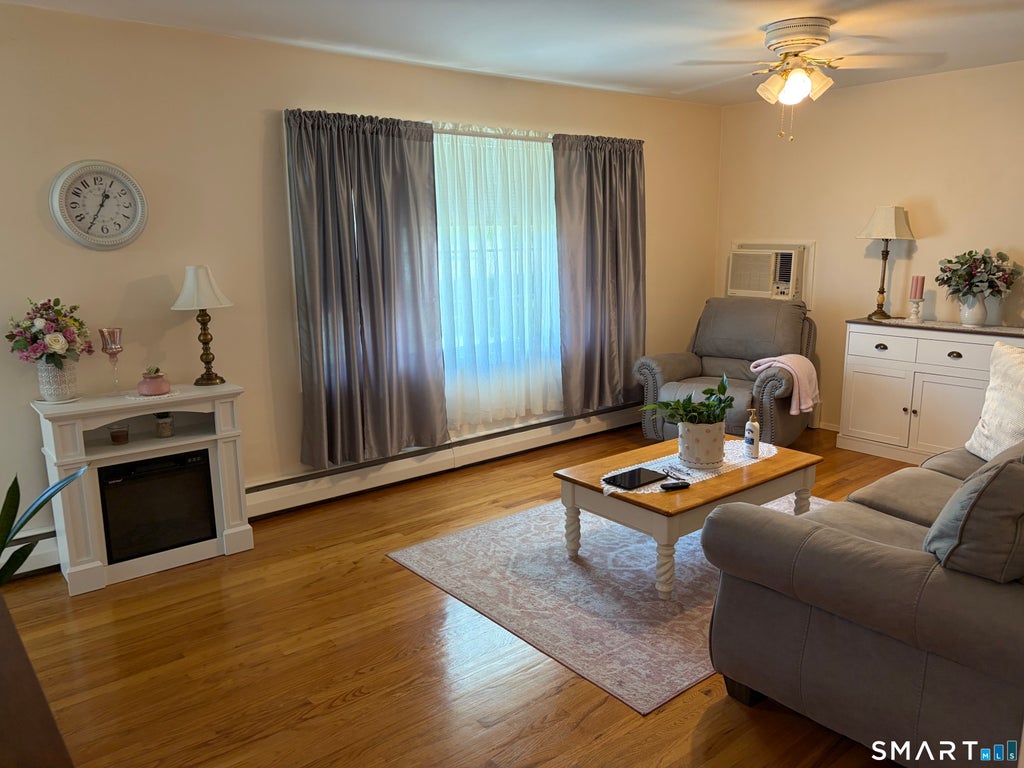 Photo of Wallingford, CT 06492 (MLS # 24183406)
