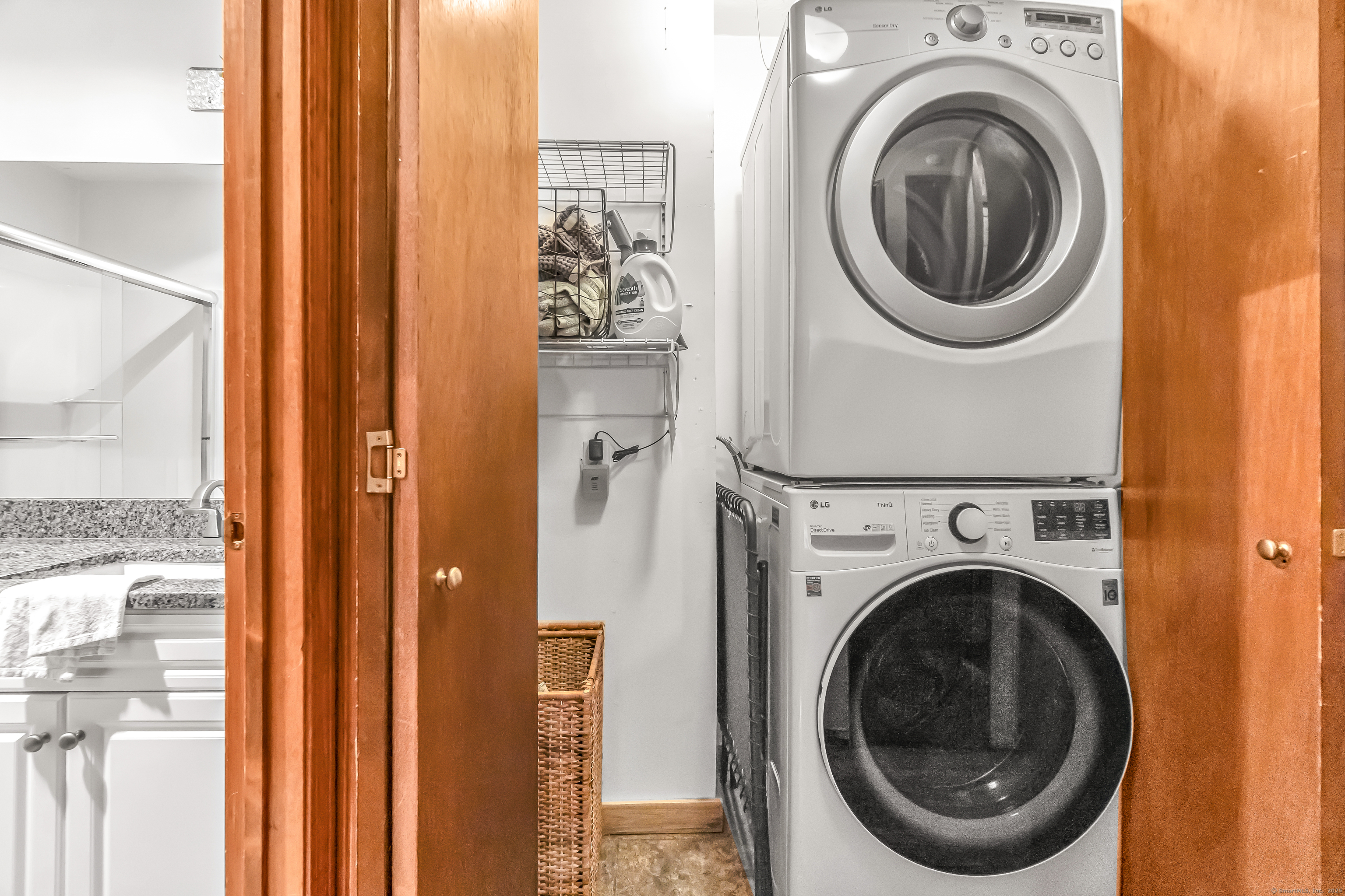 84 Woodside Circle #84, Torrington, Connecticut image 16