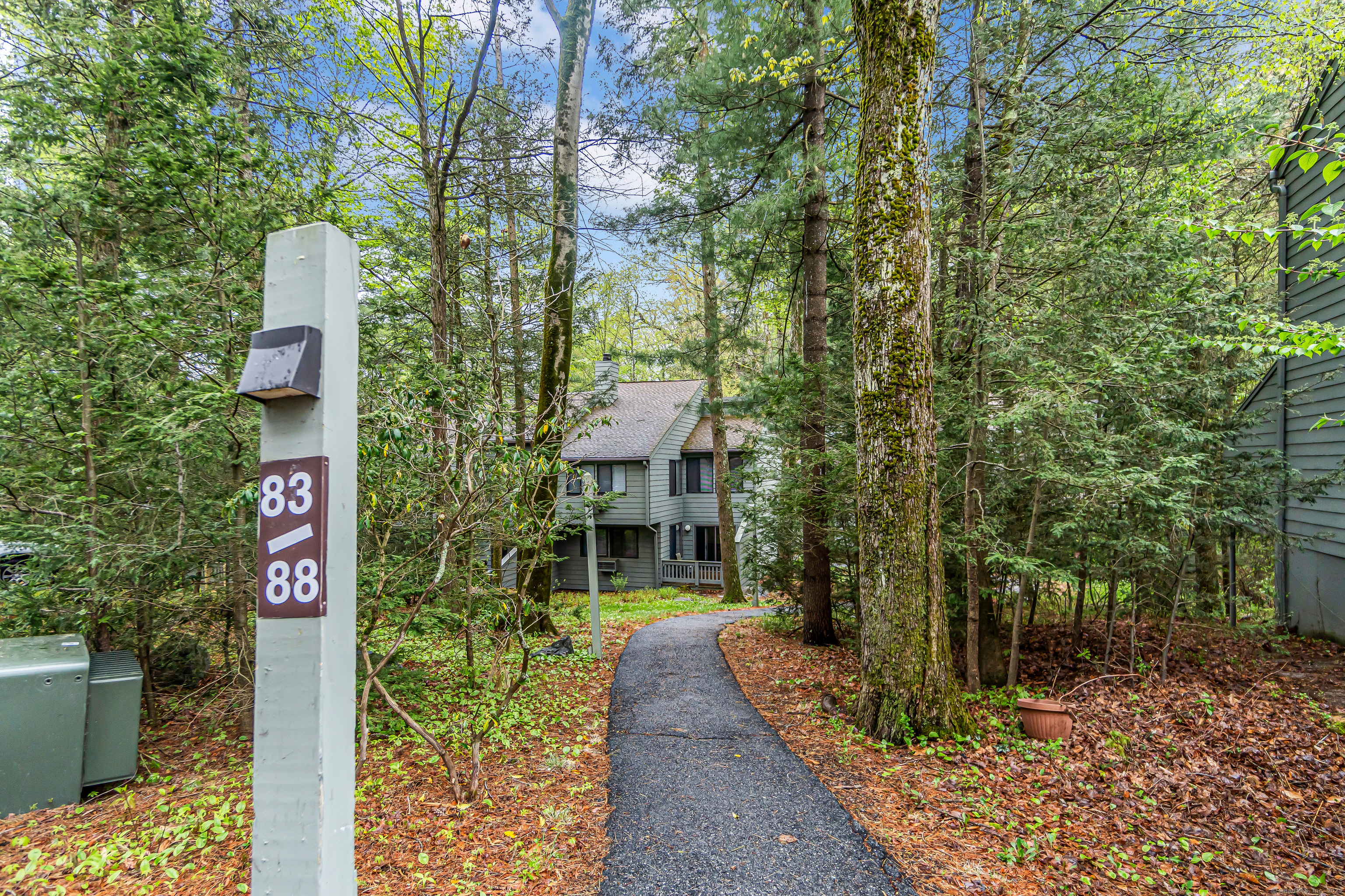 84 Woodside Circle #84, Torrington, Connecticut image 25
