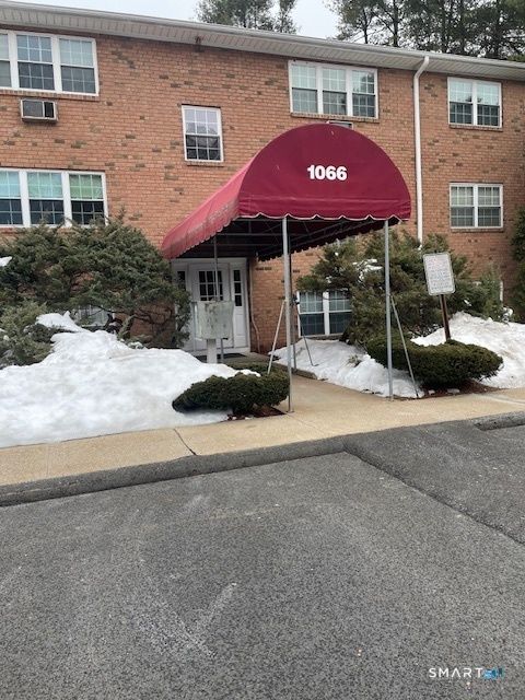 Photo of 1066 New Haven Avenue #41, Milford, CT 06460 (MLS # 24156911)