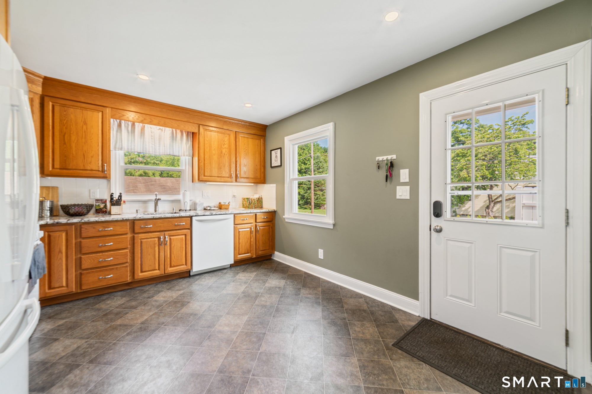 15 Evergreen Drive