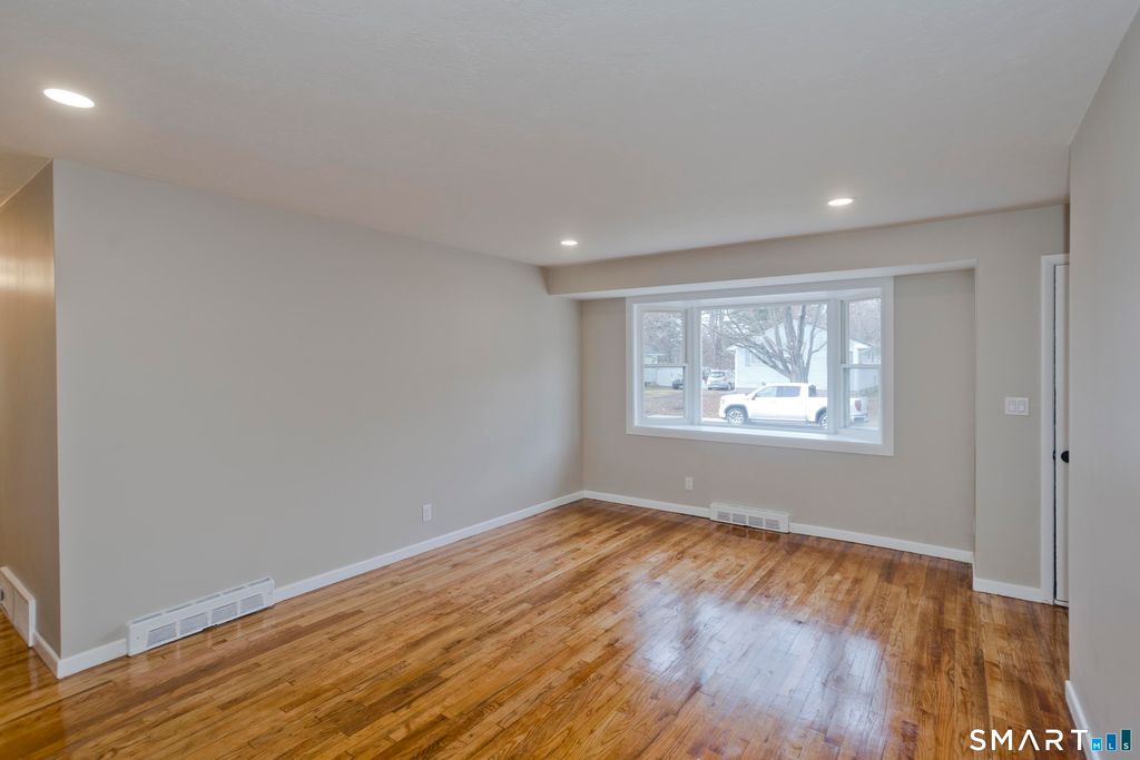 Photo of 2 Pearl St Extension, Enfield, CT 06082 (MLS # 24146351)