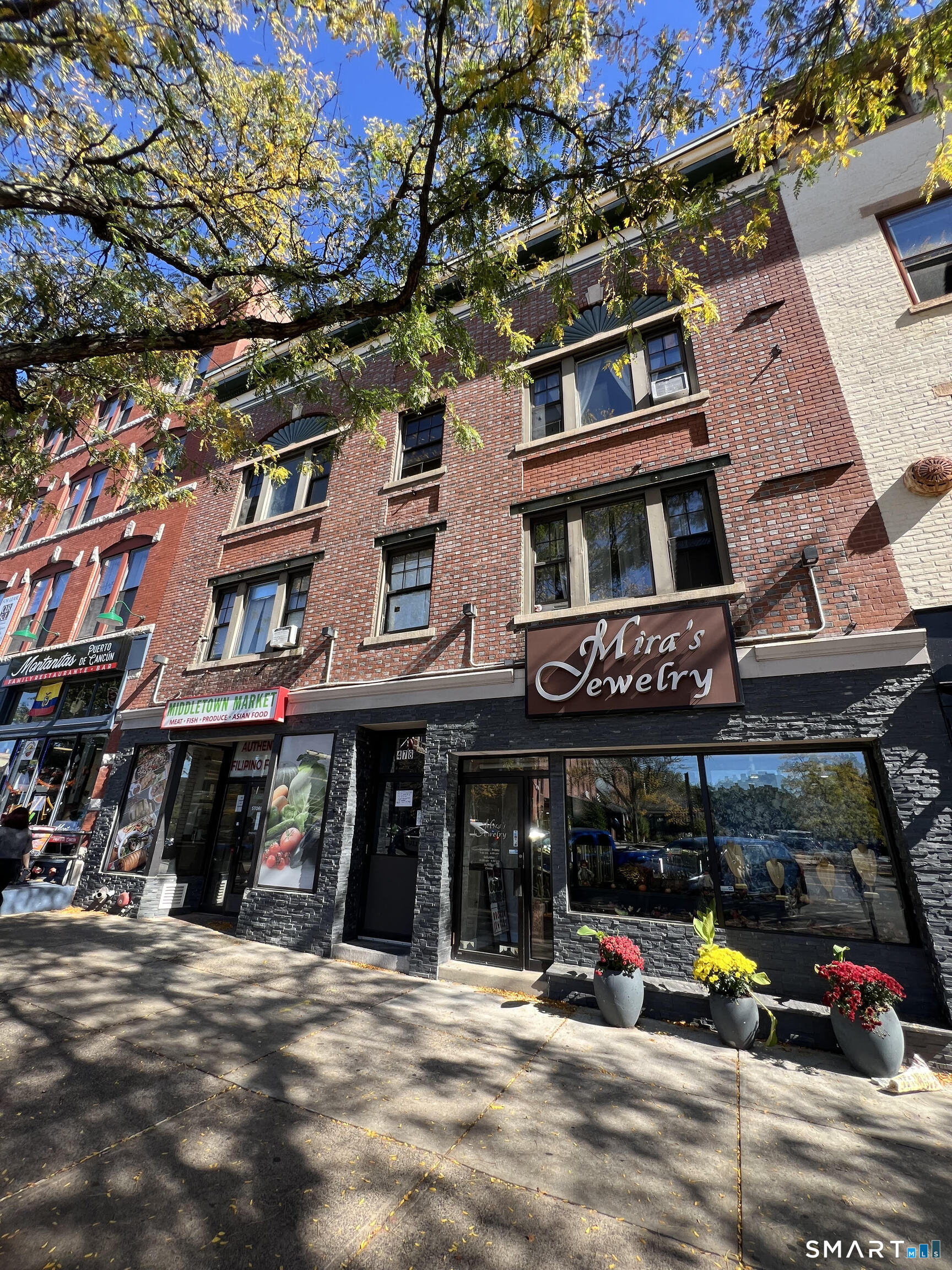 480 Main Street
